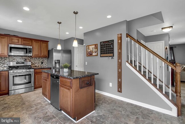 Photo - 8700 Jarwood Rd