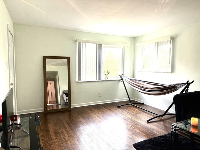 Photo - 3638 Northdale Pl Unit 4
