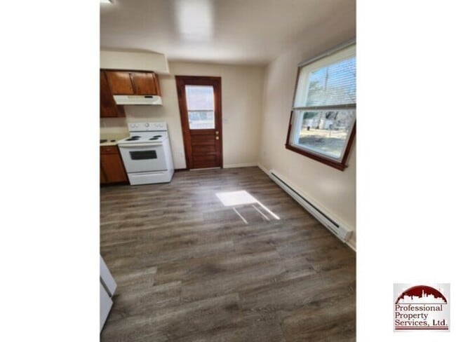 Photo - Country Living Near Commuter Routes