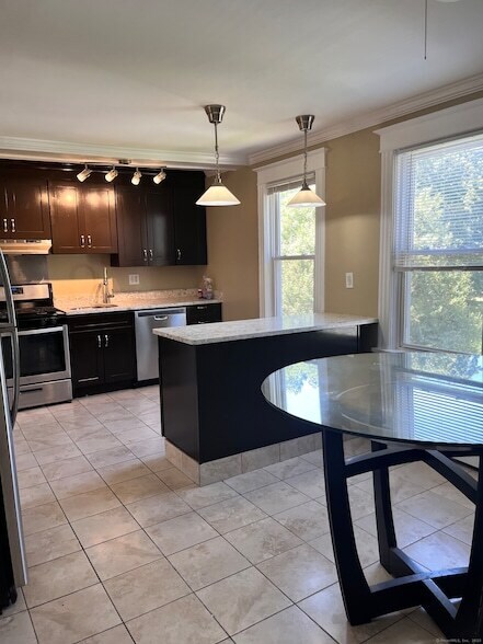 Photo - 1312 Hope St