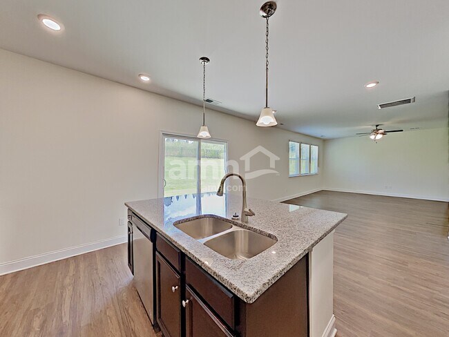 Photo - 6153 Rosemore Ln