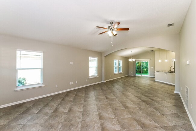 Photo - 252 Colorado Springs Way