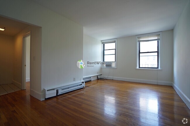 Building Photo - 529 Beacon St Unit 20 Rental