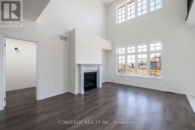 Photo - 11 Skyvue Cres