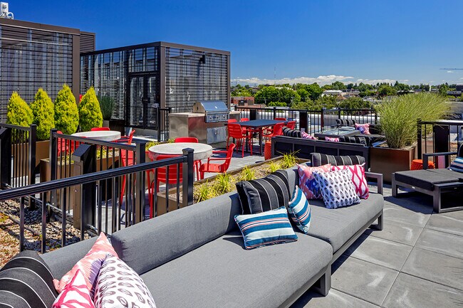 Photo - The Strauss on Burnside