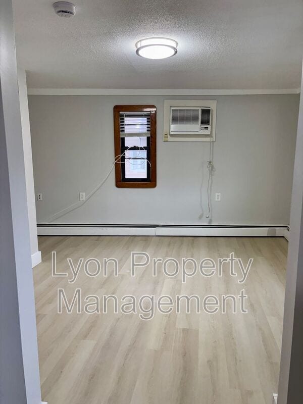 Photo - 262 Illinois St Unit 2