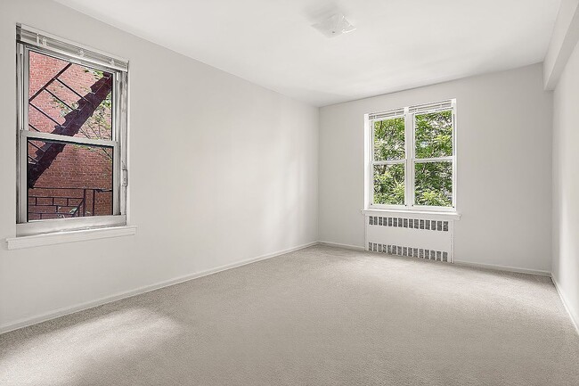 Building Photo - 33-35 81st Street-2B Unit 2B