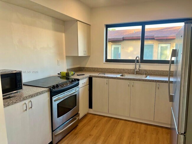 Photo - 98 NE 71st St Unit 1