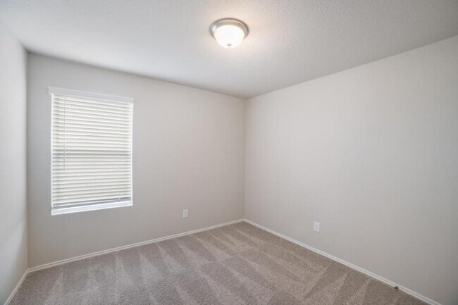 Photo - 3223 Andromeda Way