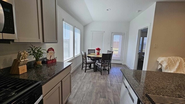 Photo - 31814 Whittis Hl Wy