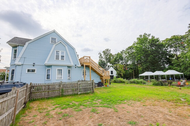 31 Graham St