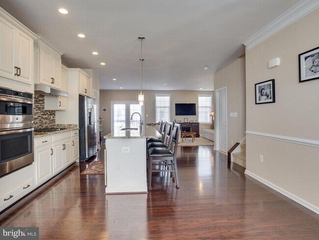 Building Photo - 23429 Colts Run Square Rental