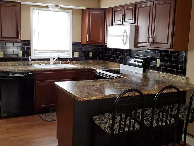 Photo - 2517 N Kirkland Ct