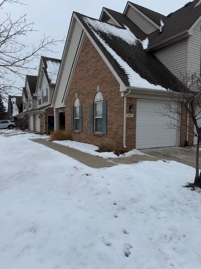 Photo - 7438 Lacy Dr Unidad -