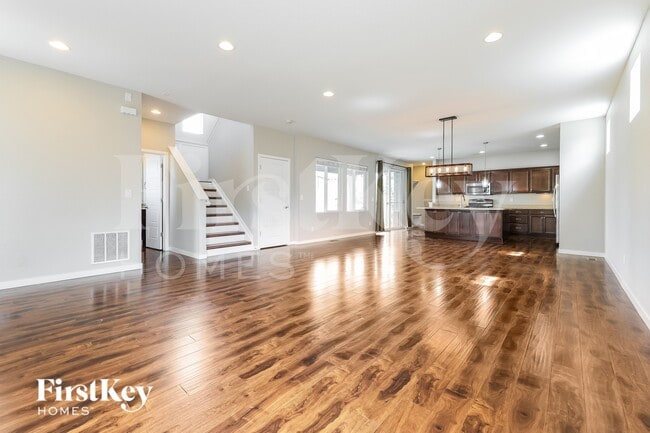 Photo - 10520 Sedalia St