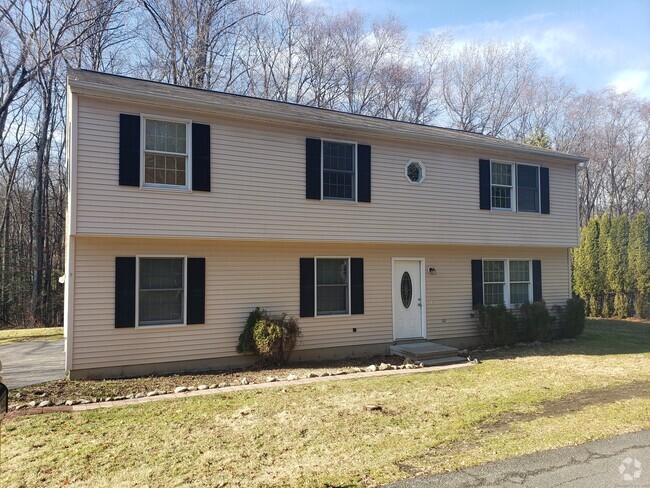 Building Photo - 9 Sherry Ln Rental