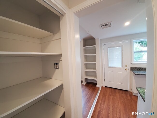 Photo - 170 Brookfield Ave