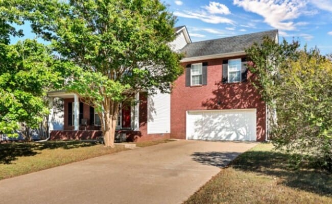 Photo - 3 Bedroom Pet Friendly Home For Rent With ...