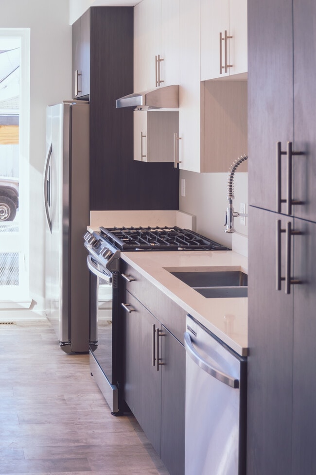 Photo - 2210 N Newhall St