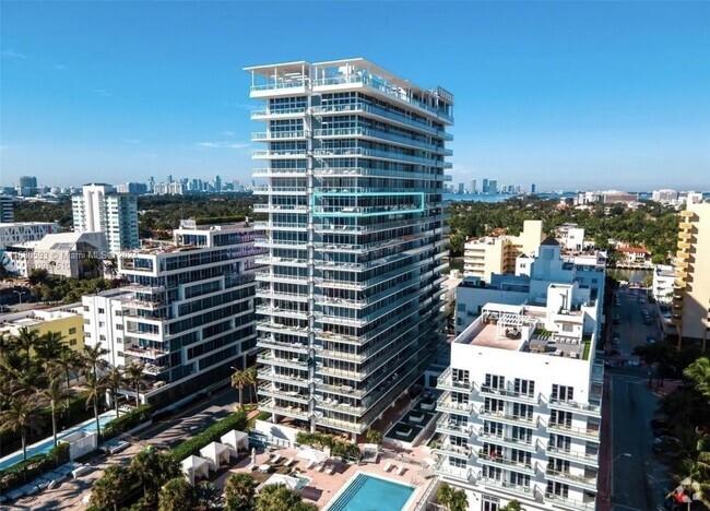 Building Photo - 3737 Collins Ave Unit S-1401 Rental