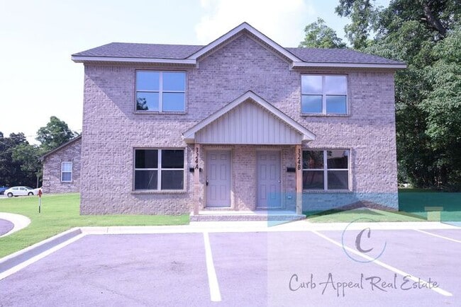 Photo - First month move in special $800!! Beautiful 2 bed 2 bath duplex, includes washer and dryer
