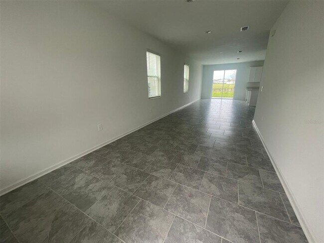 Photo - 2780 Pierr St