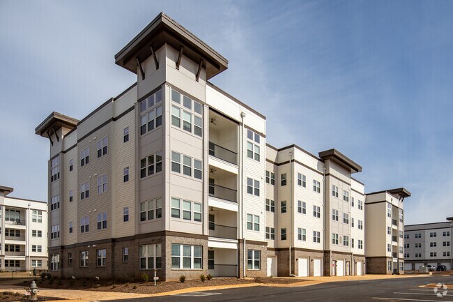 Photo - The Robert Apartments