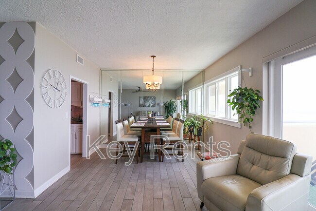 Photo - 825 Bayshore Dr Unit 701