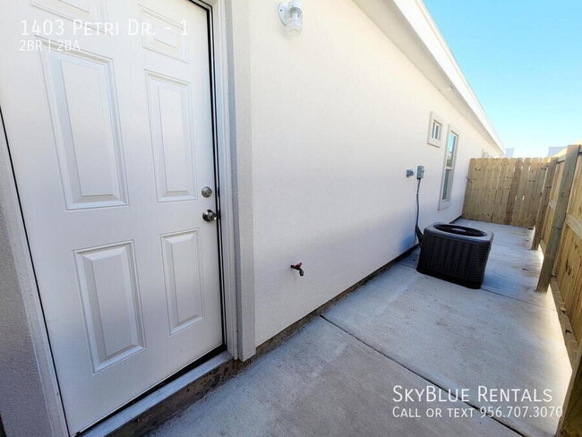 Photo - 1403 Petri Dr Unit 1