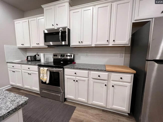 Photo - 1057 Bayrose Cir