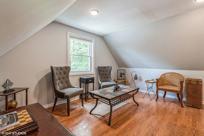 Photo - 3575 N Milwaukee Ave Unit PH