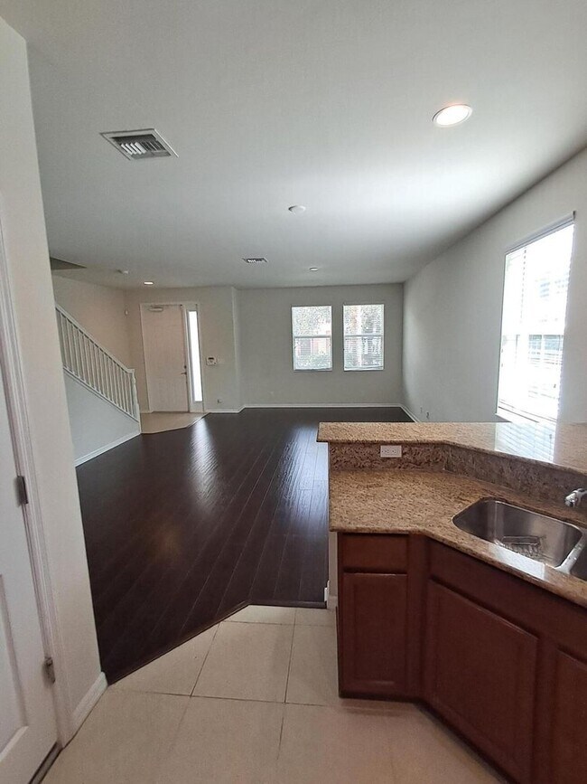 Photo - 3254 S Caroline Dr