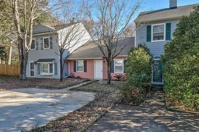 Photo - 290 Westland Way SW