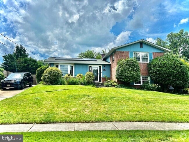 Building Photo - 10202 McGovern Dr Rental