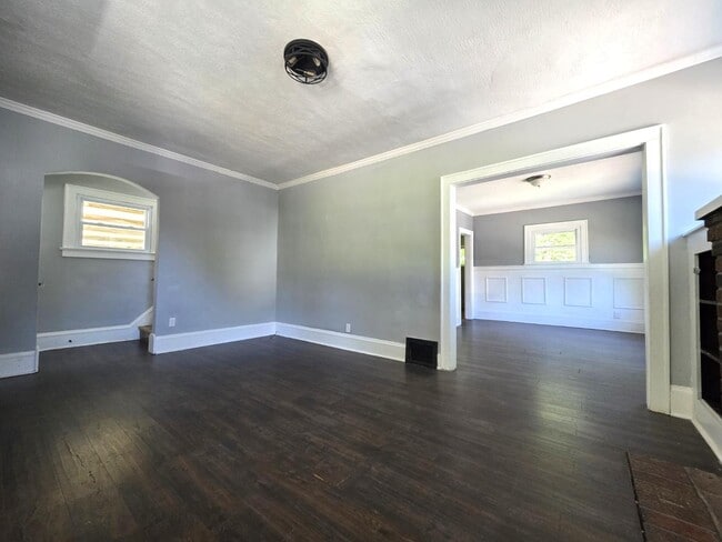 408 Bacon Ave