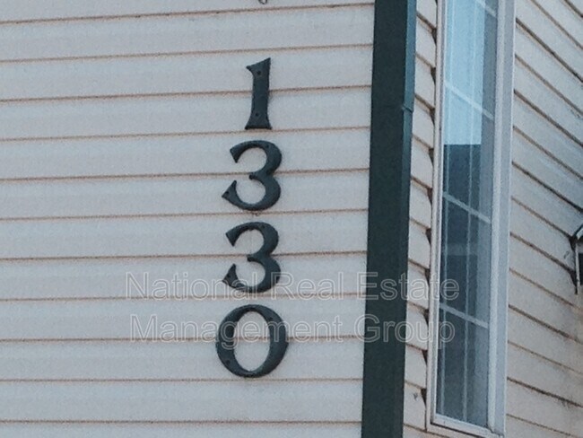 Photo - 1330 S Skyline Dr
