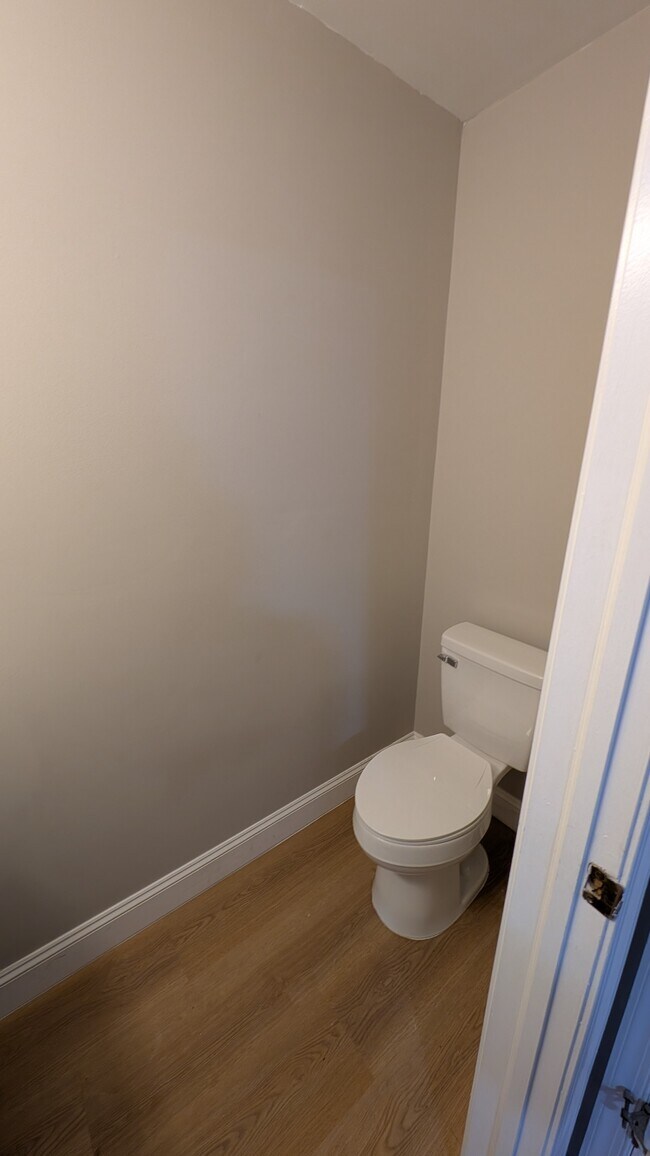 Photo - 1070 Millcreek Rd