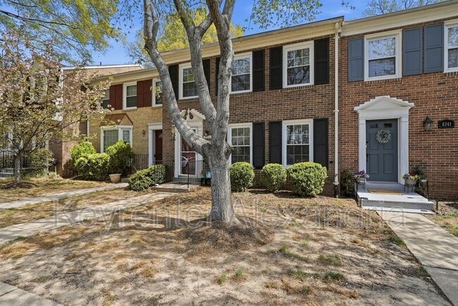 Photo - 8239 Dr Craik Ct