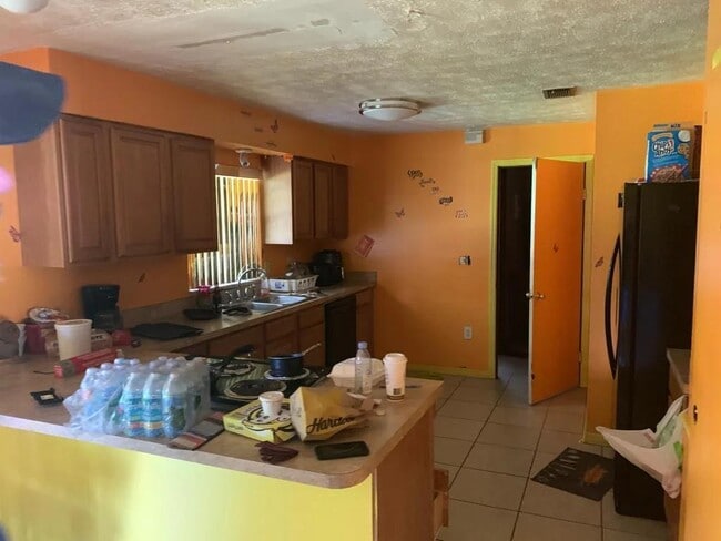 Photo - 709 Ponderosa Dr E