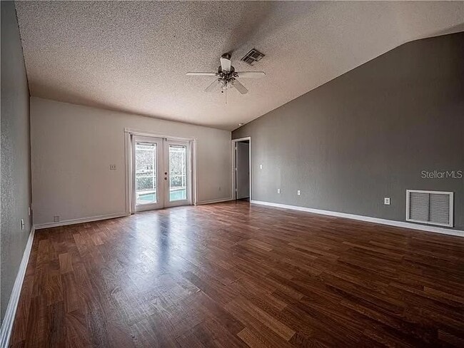 Photo - 8033 Apple Blossom Dr