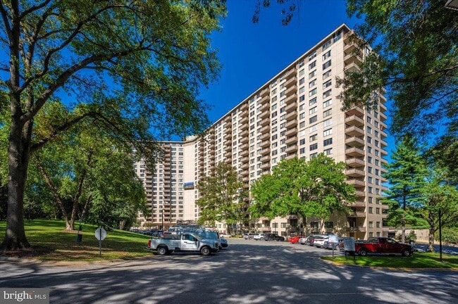 Building Photo - 5225 Pooks Hill Rd