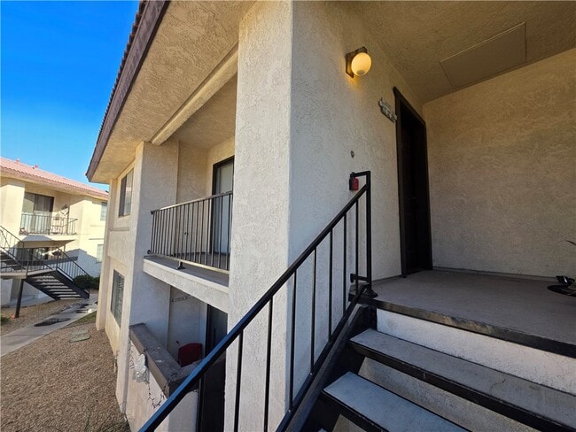 Building Photo - 1190 Ramar Rd Unit 52