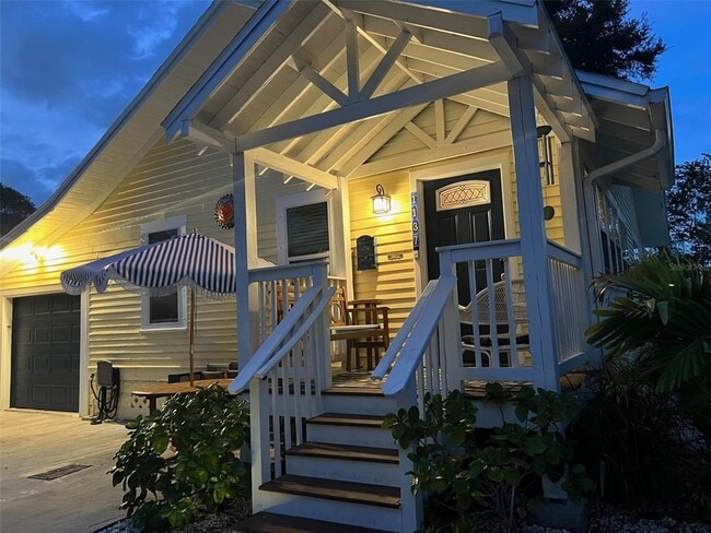 Photo - 1137 Highland St S