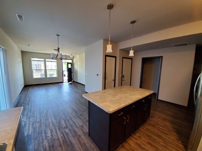 Photo - 1041-1043 S 12th Ave Apartment Unit 1043