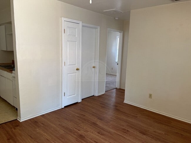 Photo - 1404 Bundrant Dr