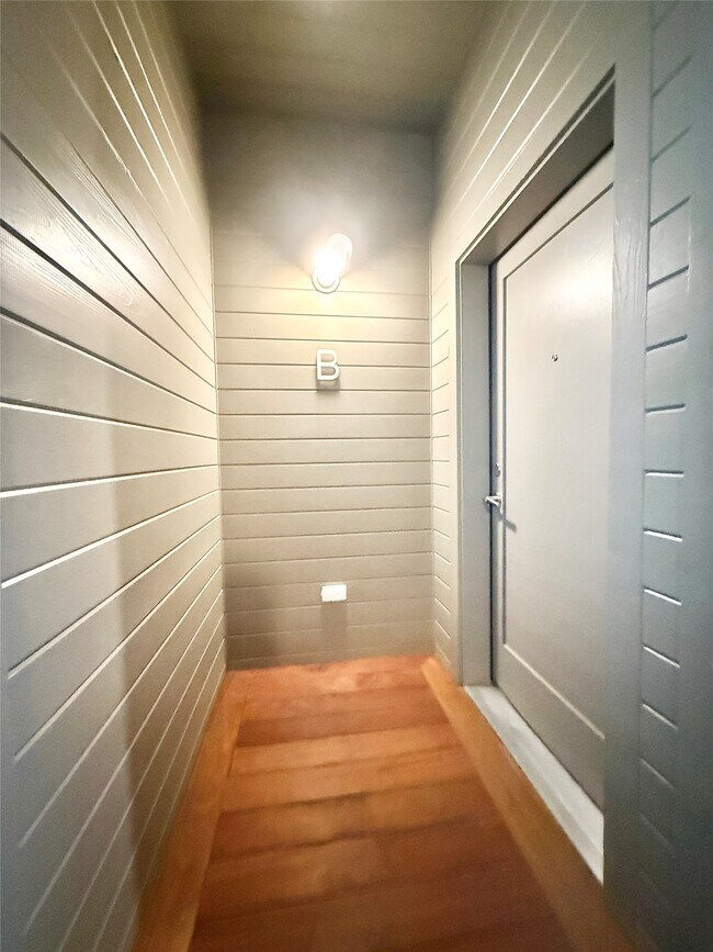 Photo - 1412 Sul Ross St Unit B