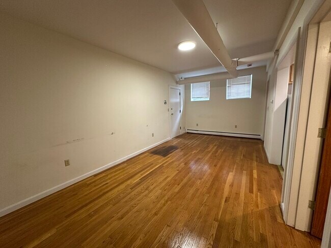 1 Craigie St Unit B2
