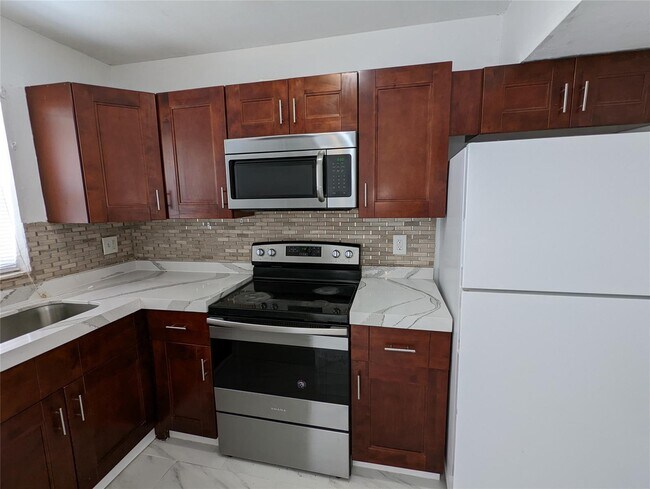 Photo - 2456 NW 52nd Ave