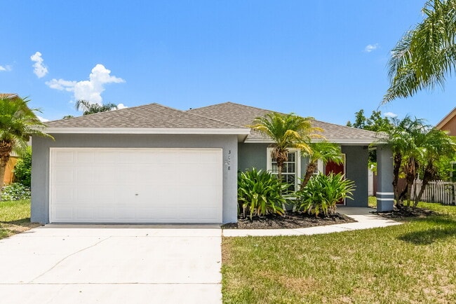 Photo - 3008 Sabal Bend Dr NE House