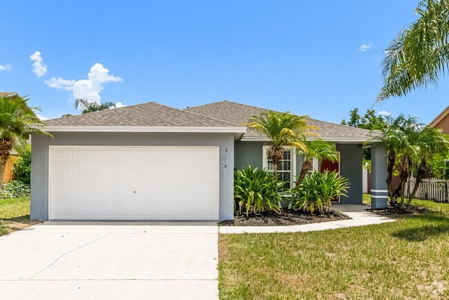 Building Photo - 3008 Sabal Bend Dr NE Rental
